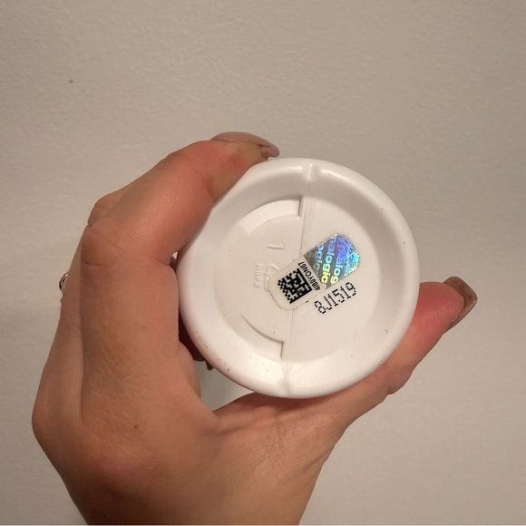 Dermalogica Professional Redness Relief Essence 12 Fl Oz /355 mL - Picture 5 of 5